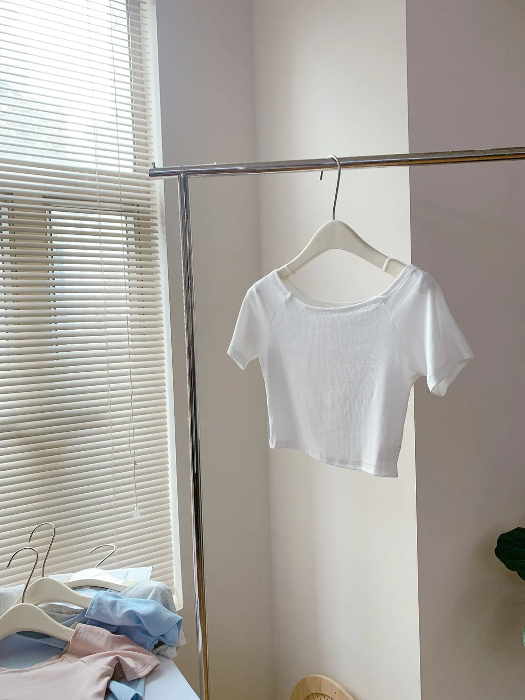 HELLO MILK TEE- 85298 百搭小衫