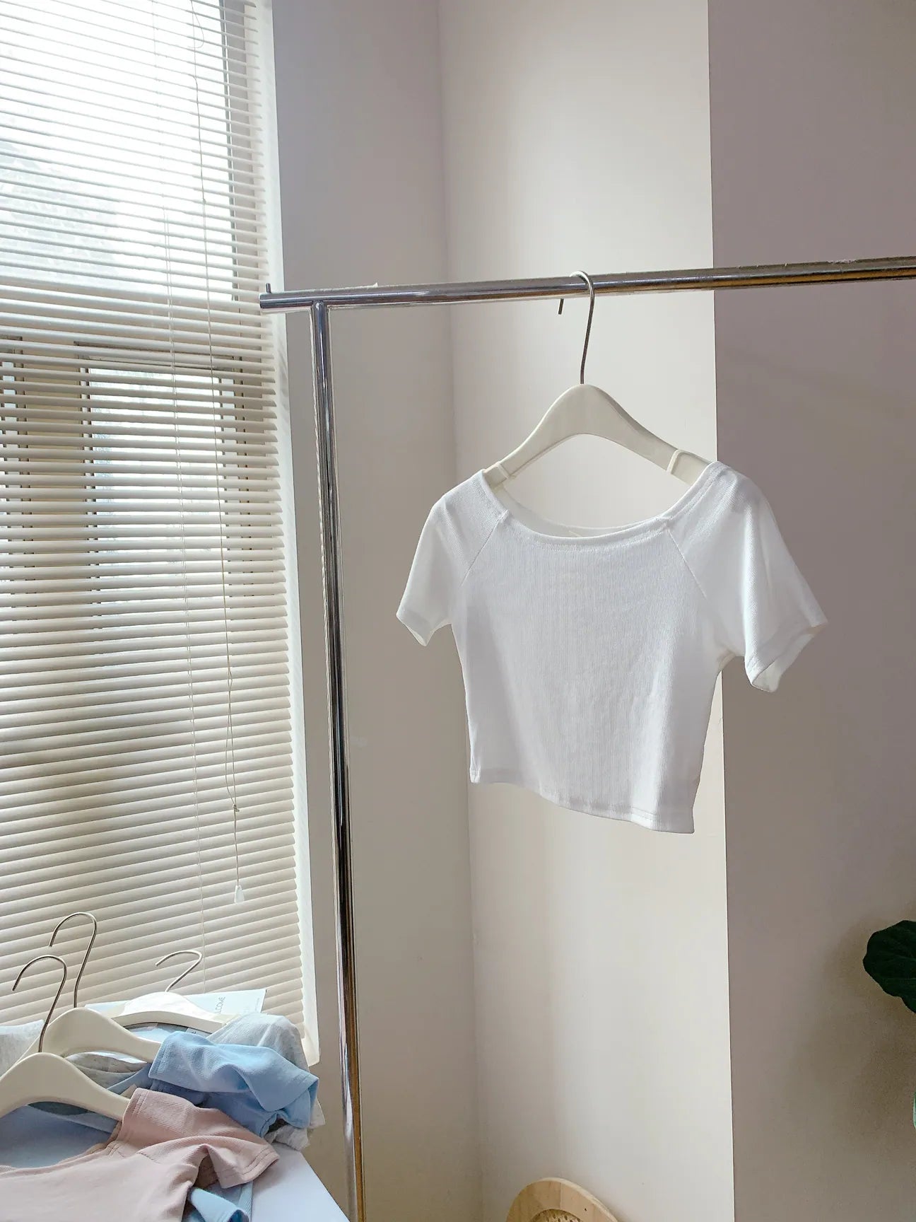 HELLO MILK TEE- 85298 百搭小衫