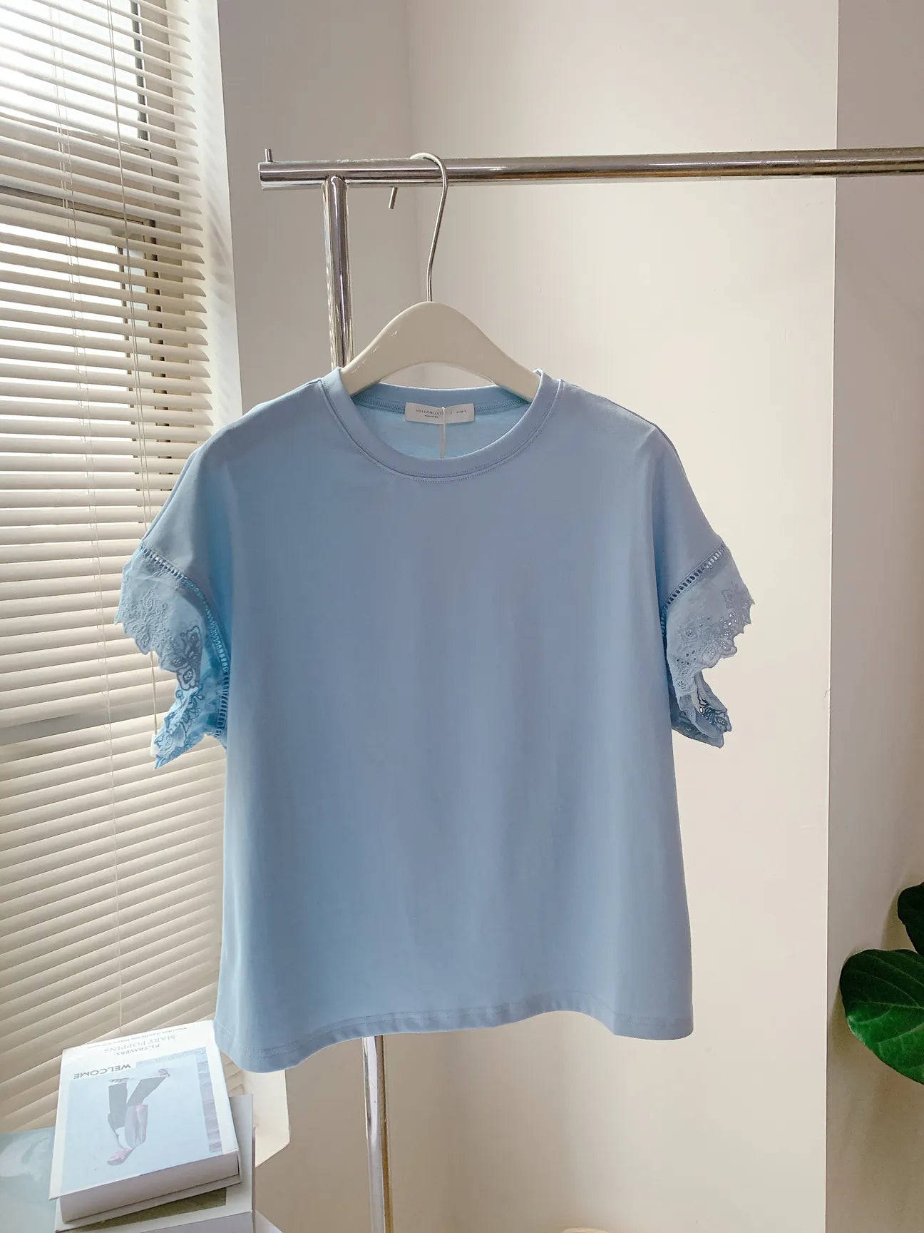 HELLO MILK TEE- 85316 拼接袖上衣