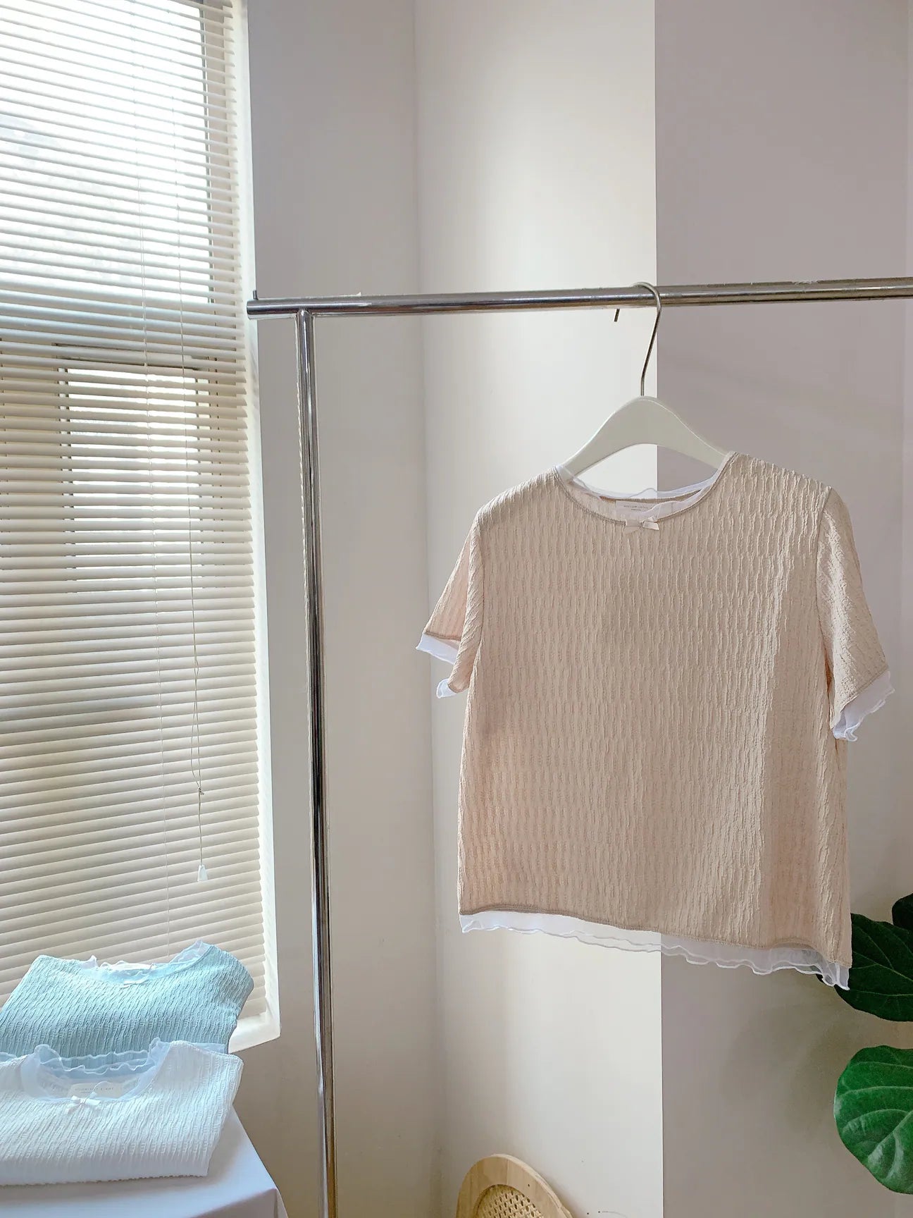 HELLO MILK TEE- 85314 拼接短袖