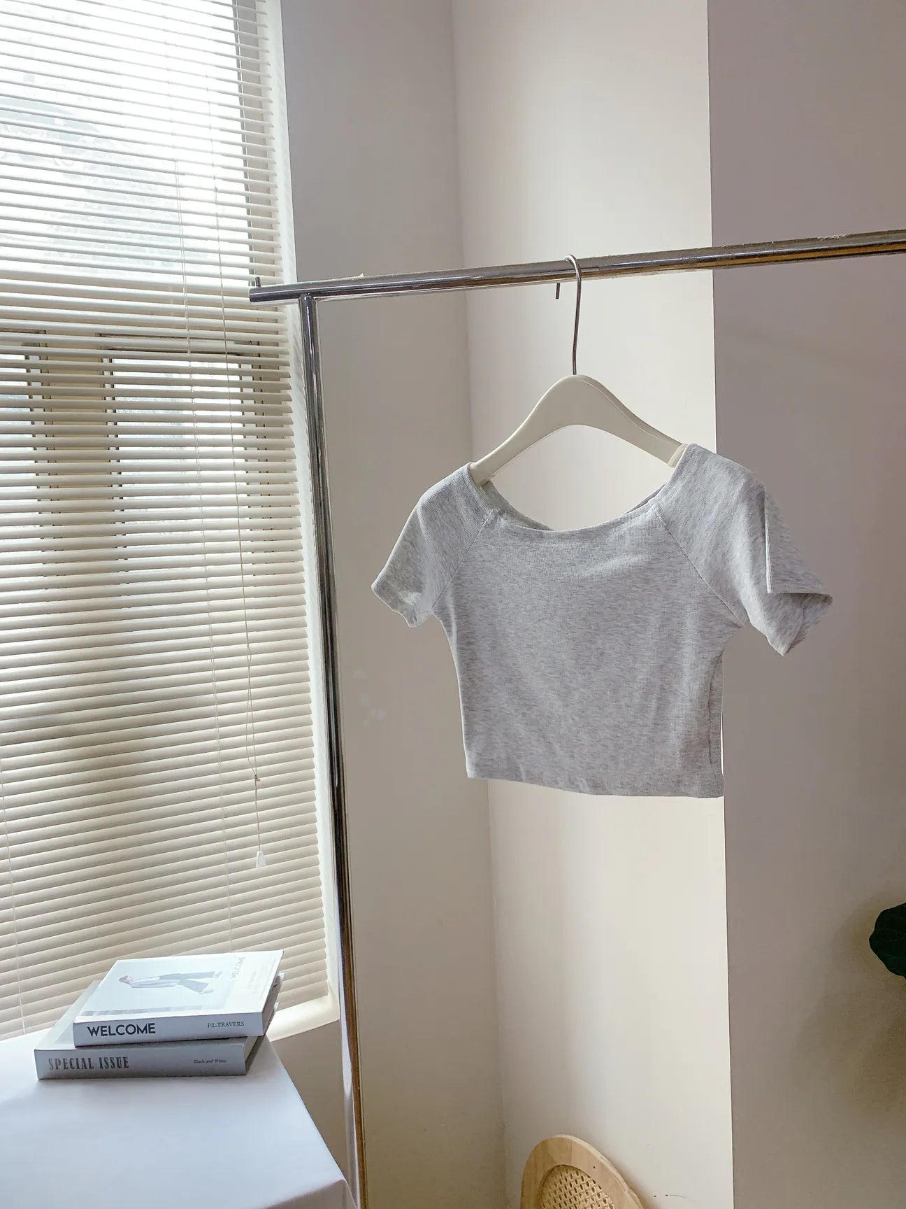 HELLO MILK TEE- 85298 百搭小衫