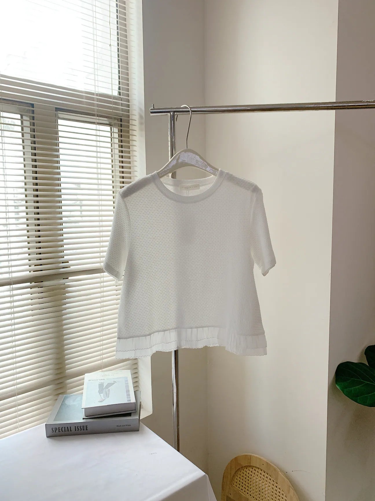 HELLO MILK TEE- 85319 坑條圓領衫
