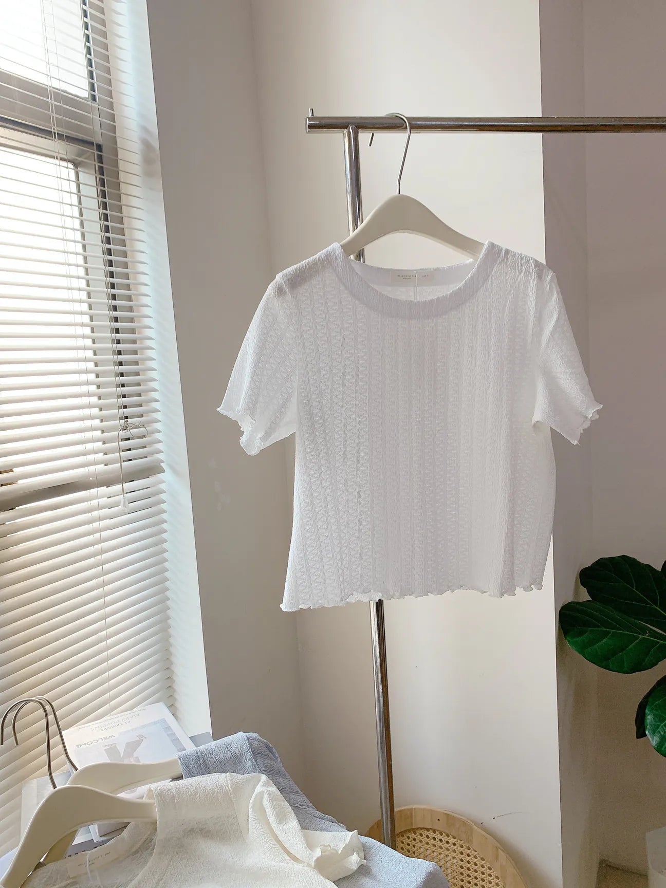 HELLO MILK TEE- 85313 簡約短袖