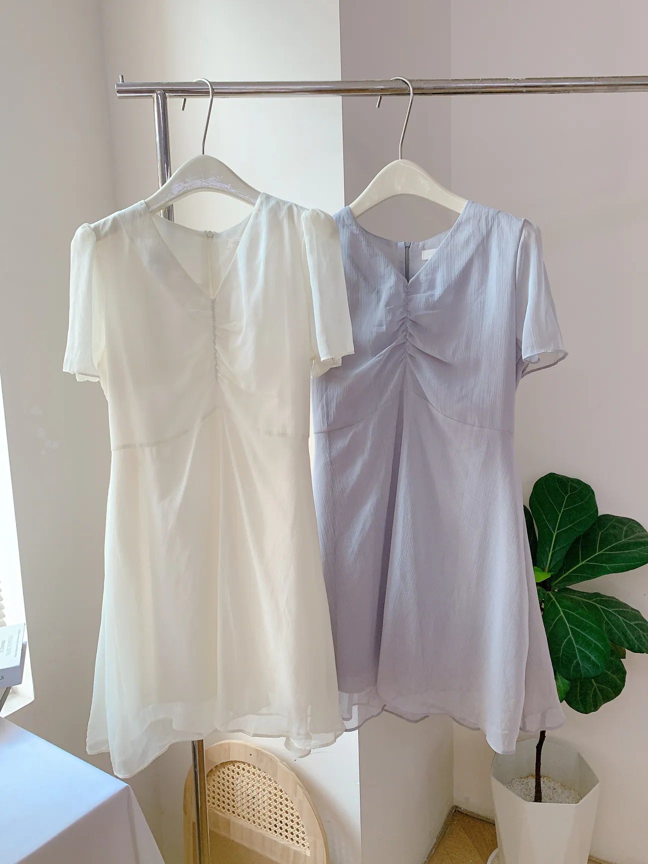HELLO MILK TEE- 85324 純色連衣裙