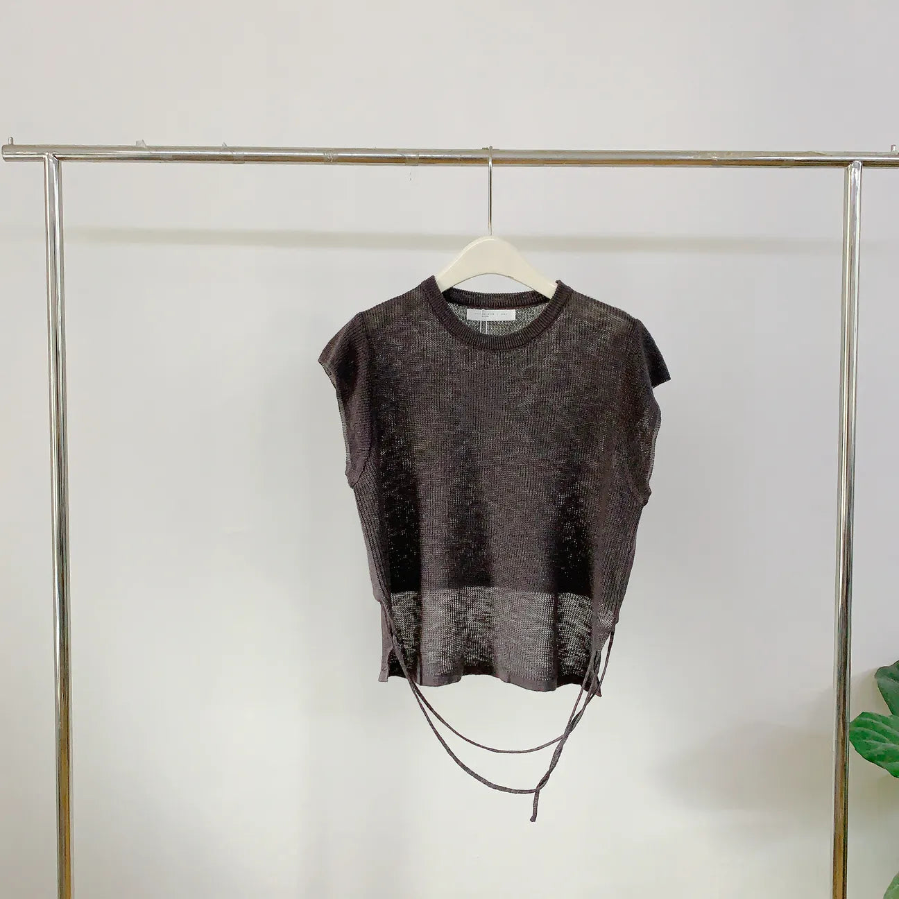 HELLO MILK TEE- 85120 麻料小衫