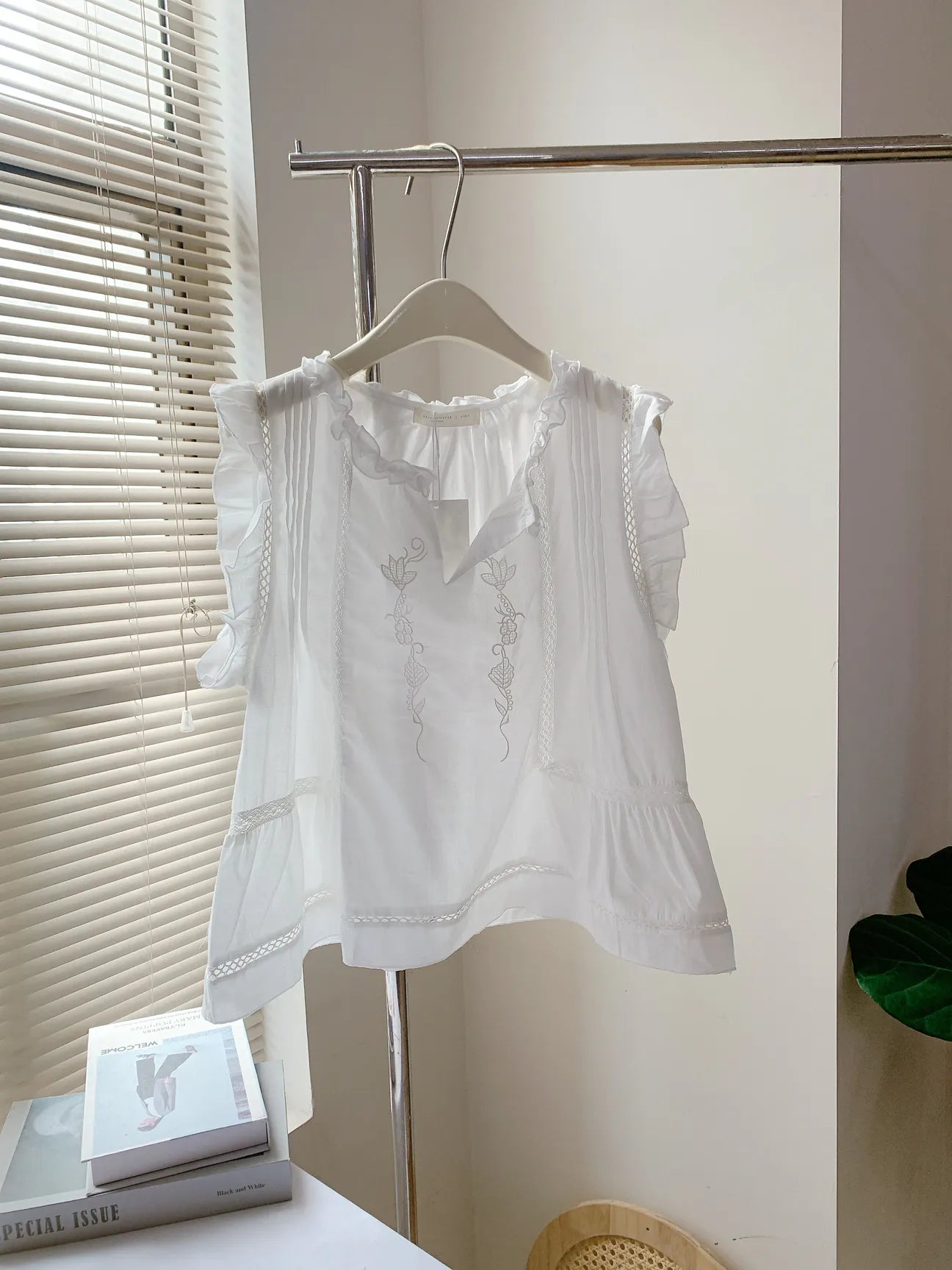 HELLO MILK TEE- 85293 百搭小衫