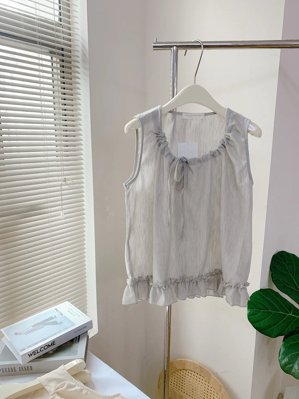 HELLO MILK TEE-85247 無袖抽繩衫