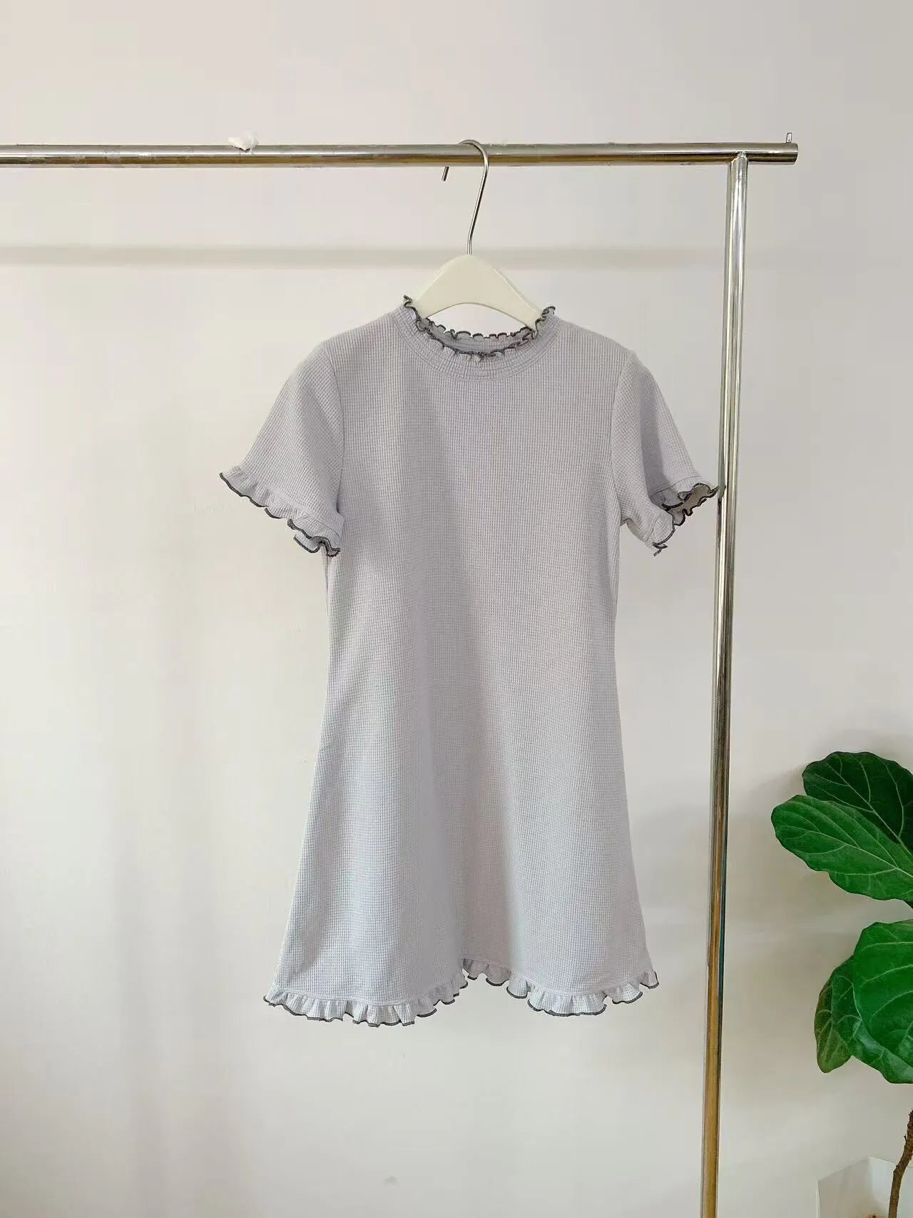 HELLO MILK TEE- 85261 撞色連衣裙