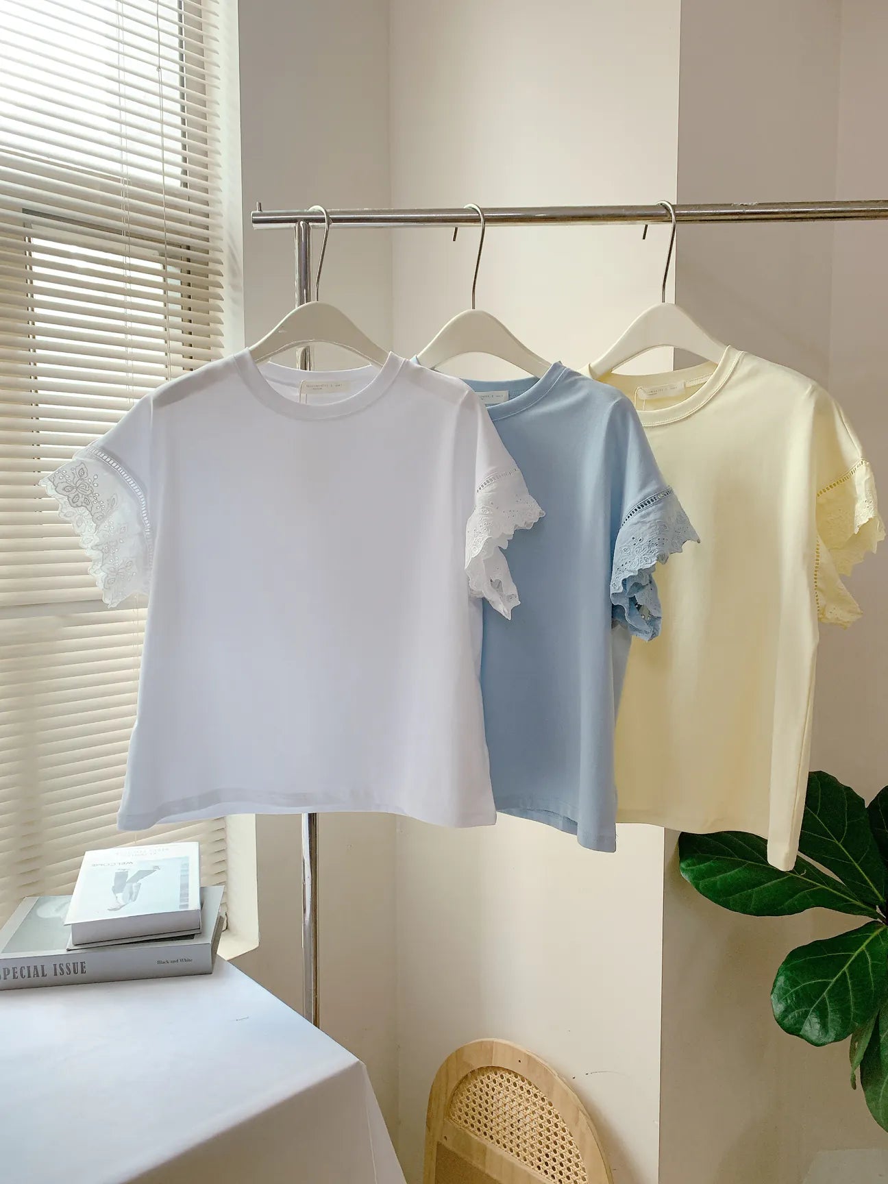 HELLO MILK TEE- 85316 拼接袖上衣