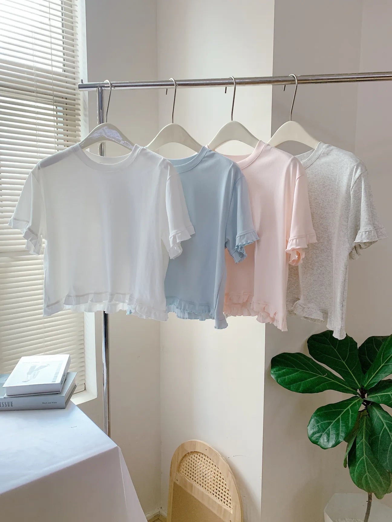HELLO MILK TEE- 85297 簡約短袖