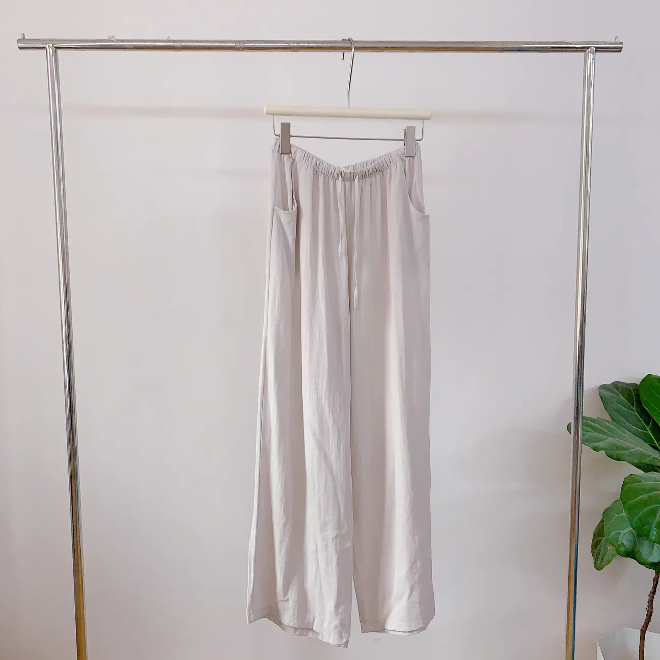 HELLO MILK TEE- 85019 麻料長褲