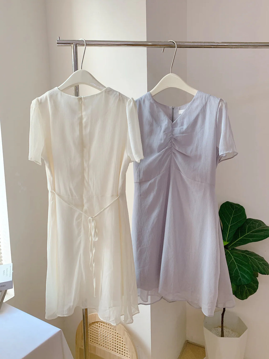 HELLO MILK TEE- 85324 純色連衣裙