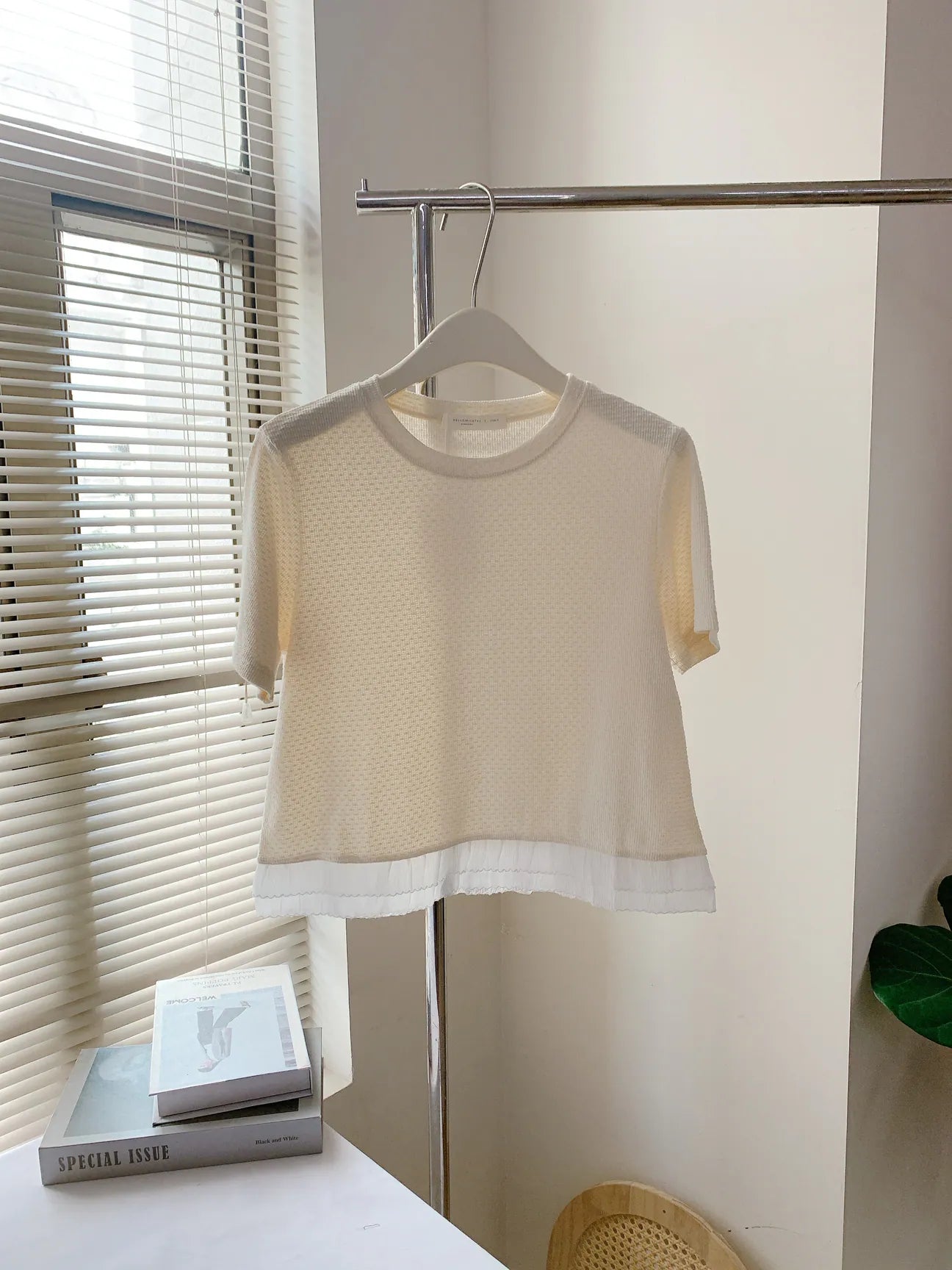 HELLO MILK TEE- 85319 坑條圓領衫