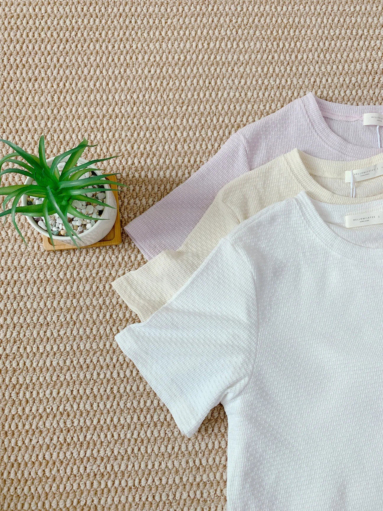 HELLO MILK TEE- 85319 坑條圓領衫