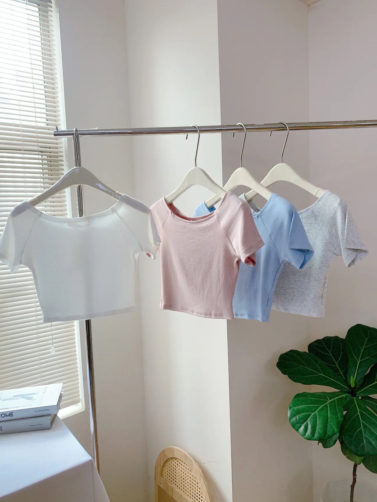 HELLO MILK TEE- 85298 百搭小衫