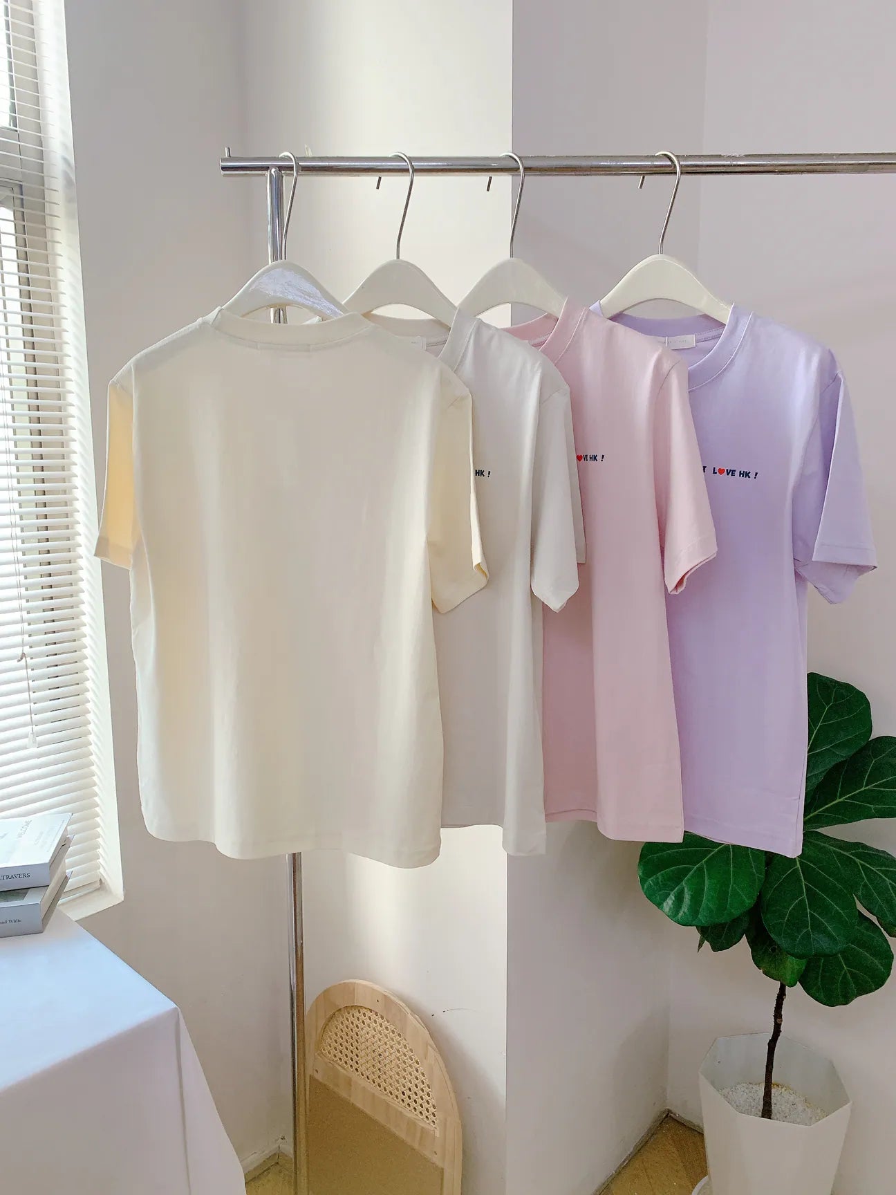 HELLO MILK TEE- 56799 字母短袖