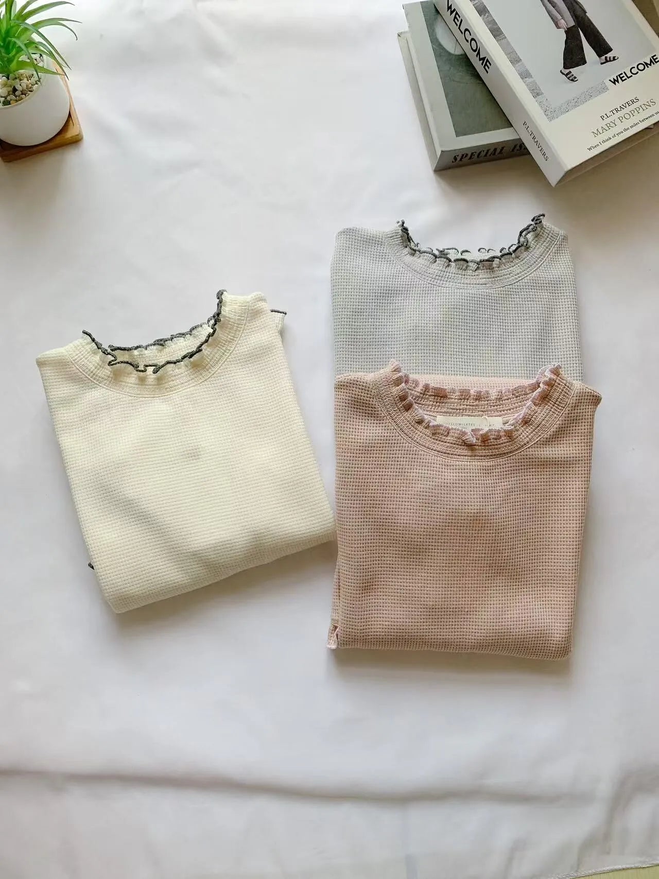 HELLO MILK TEE- 85261 撞色連衣裙
