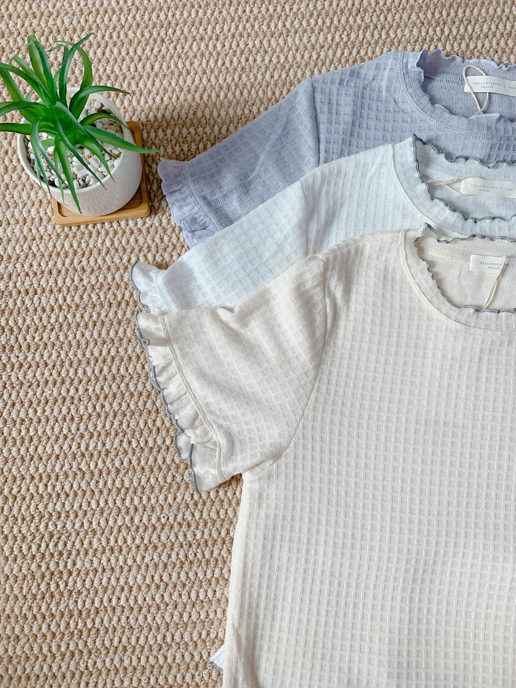 HELLO MILK TEE- 85301 木耳邊上衣