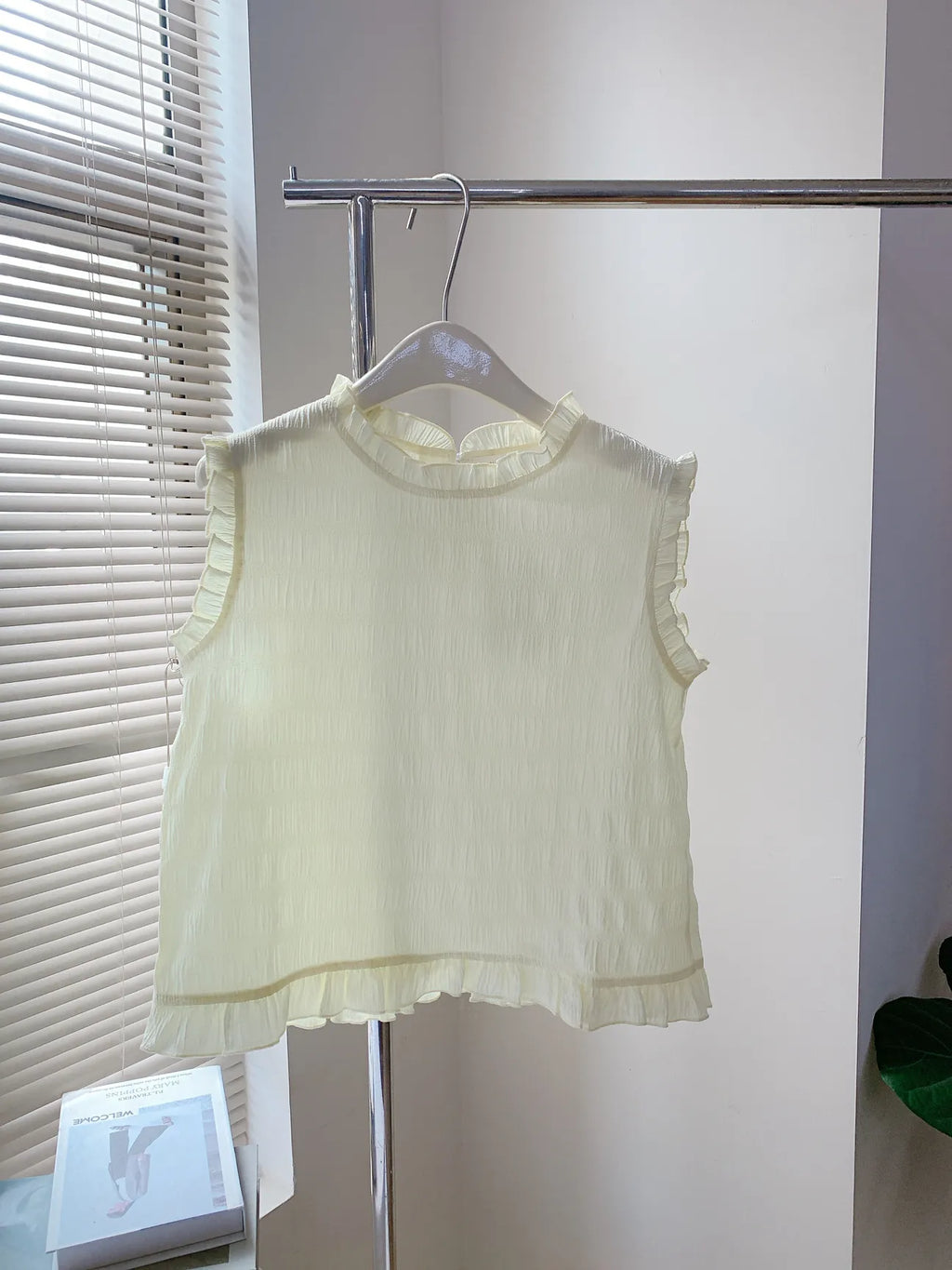 HELLO MILK TEE- 85318 無袖上衣