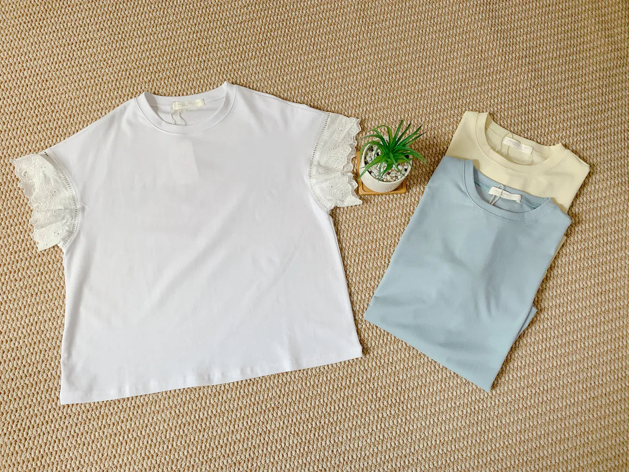 HELLO MILK TEE- 85316 拼接袖上衣
