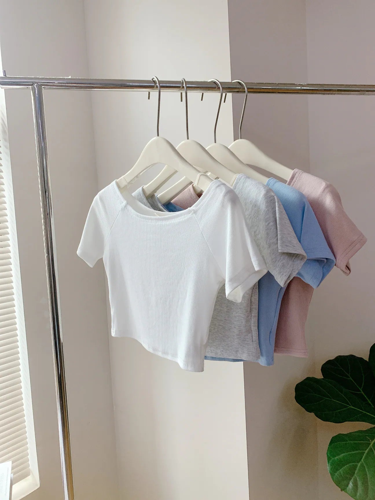 HELLO MILK TEE- 85298 百搭小衫
