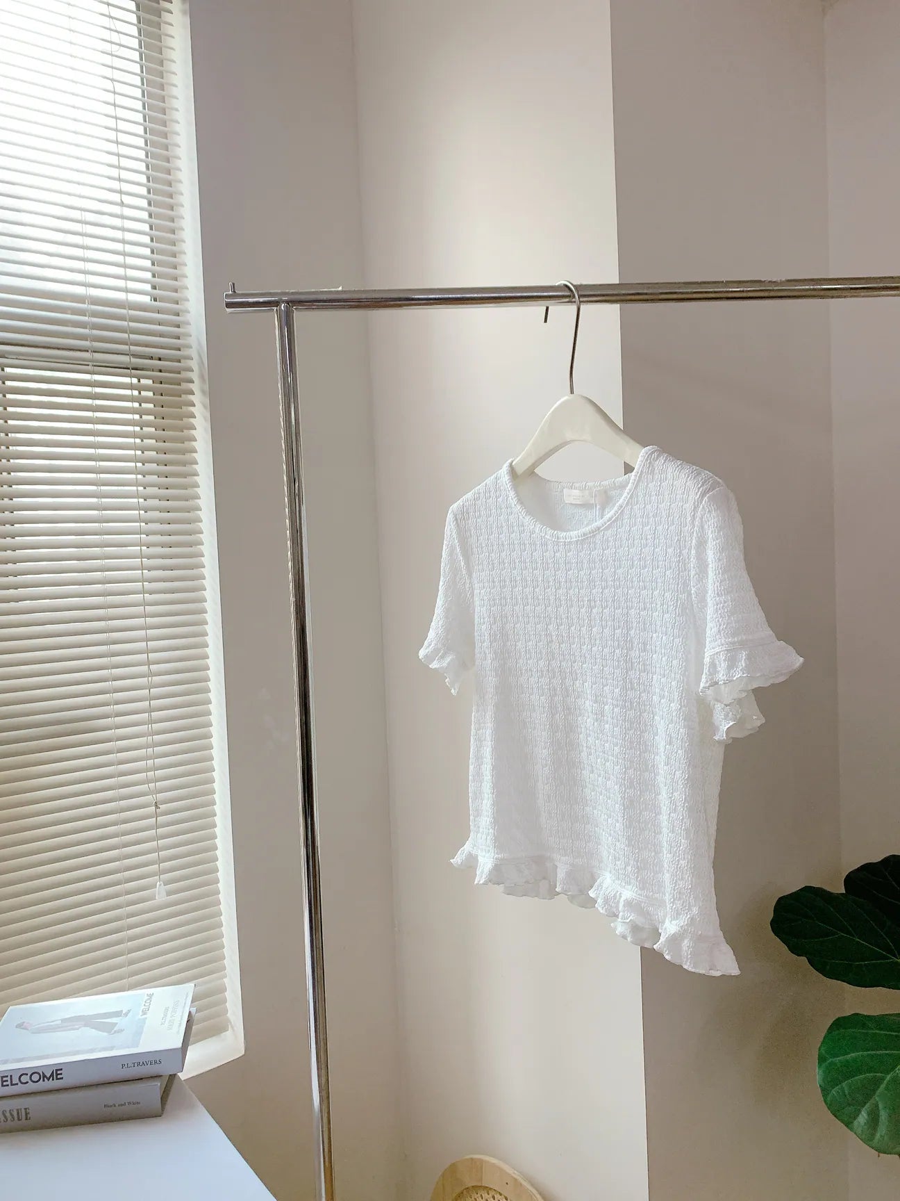HELLO MILK TEE- 85307 條紋上衣