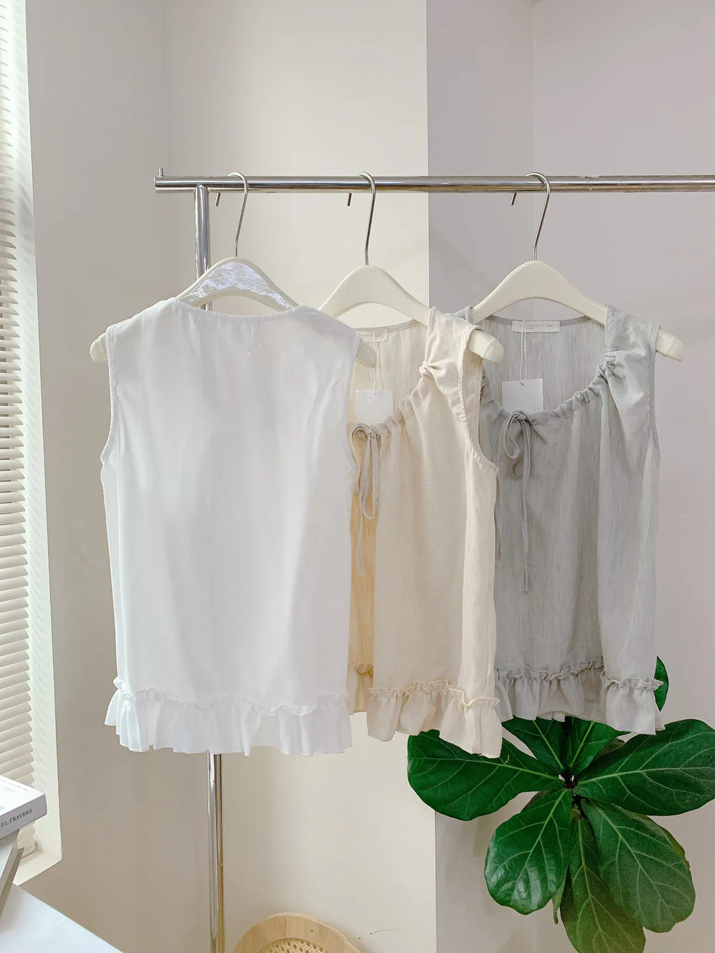 HELLO MILK TEE-85247 無袖抽繩衫
