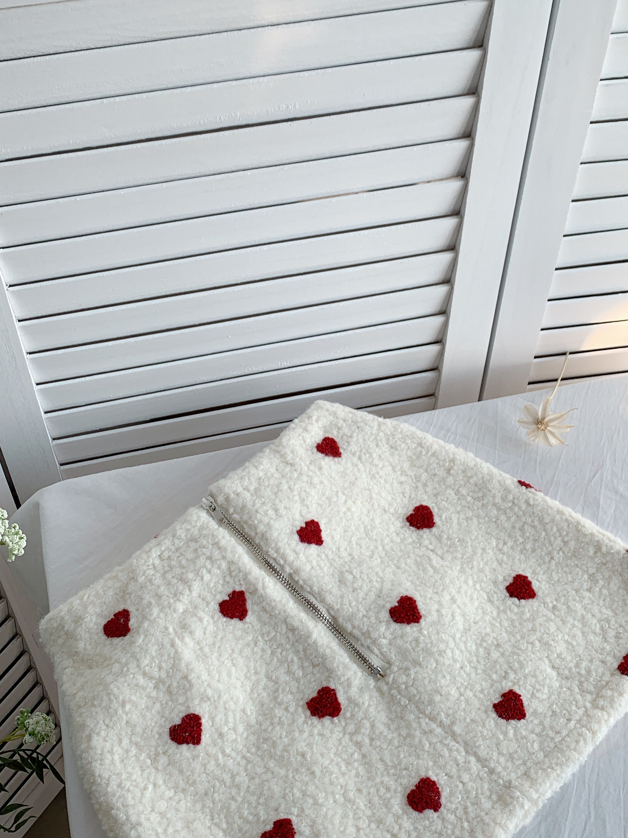 HELLO MILK TEE-85859 愛心短裙