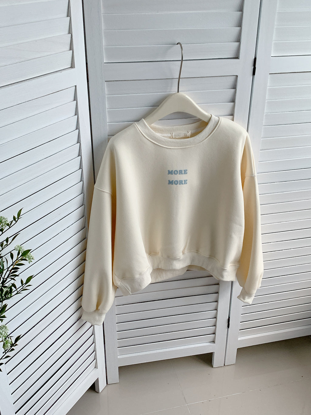 HELLO MILK TEE- 85884 圓領衛衣