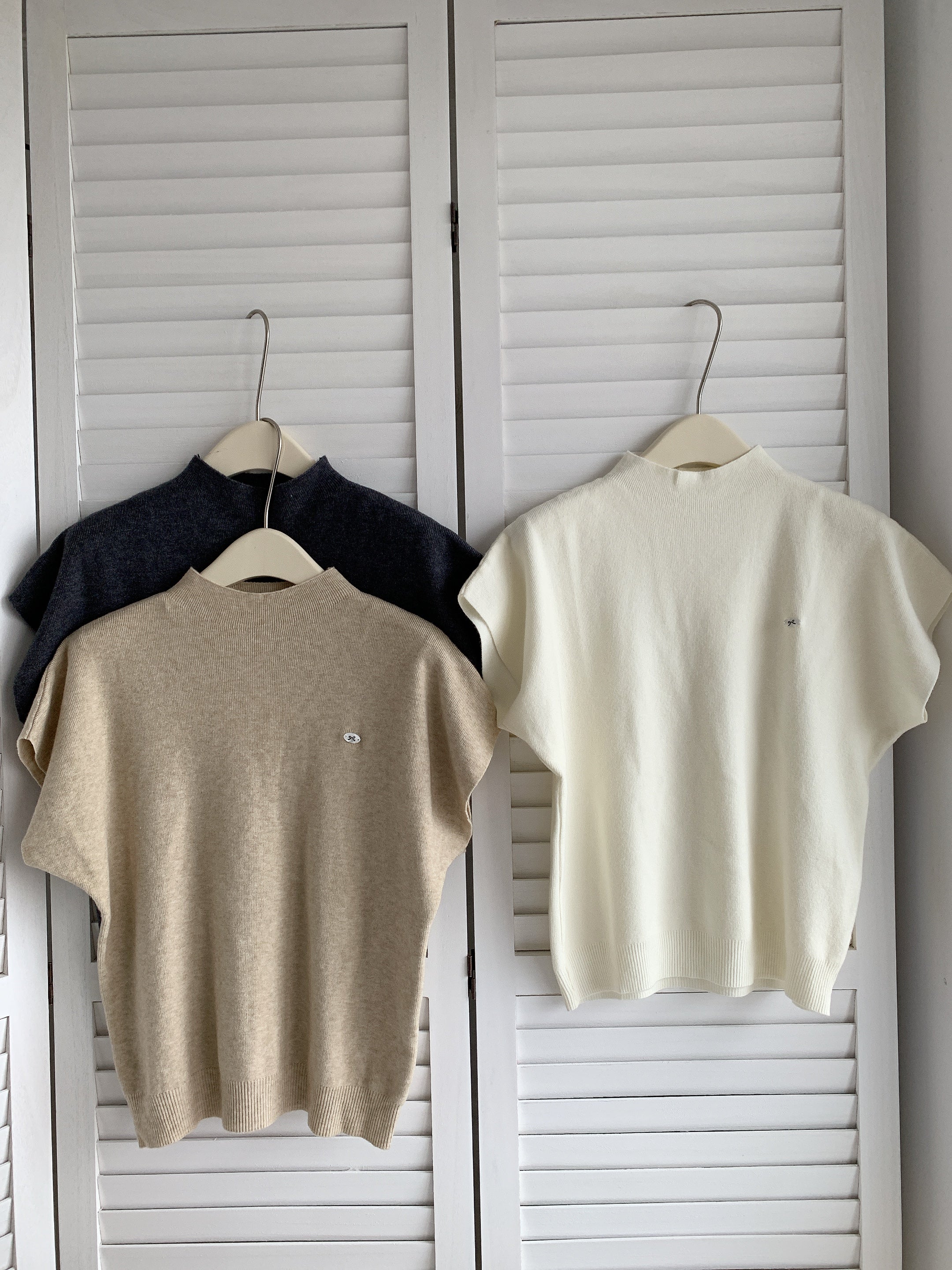 HELLO MILK TEE- 85404 半高領短袖