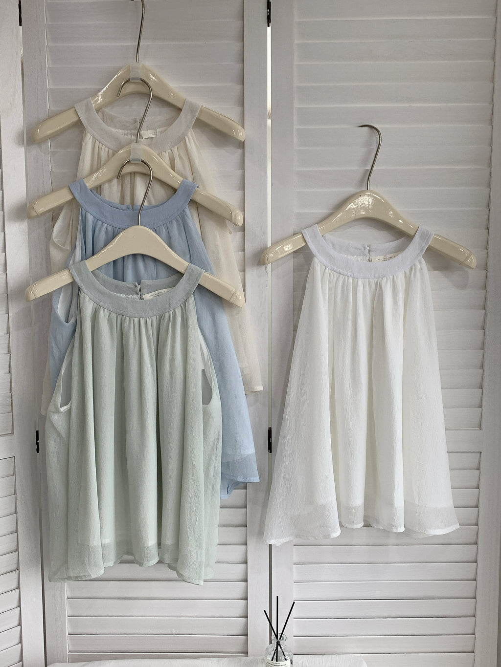 HELLO MILK TEE- 85353 雪紡上衣