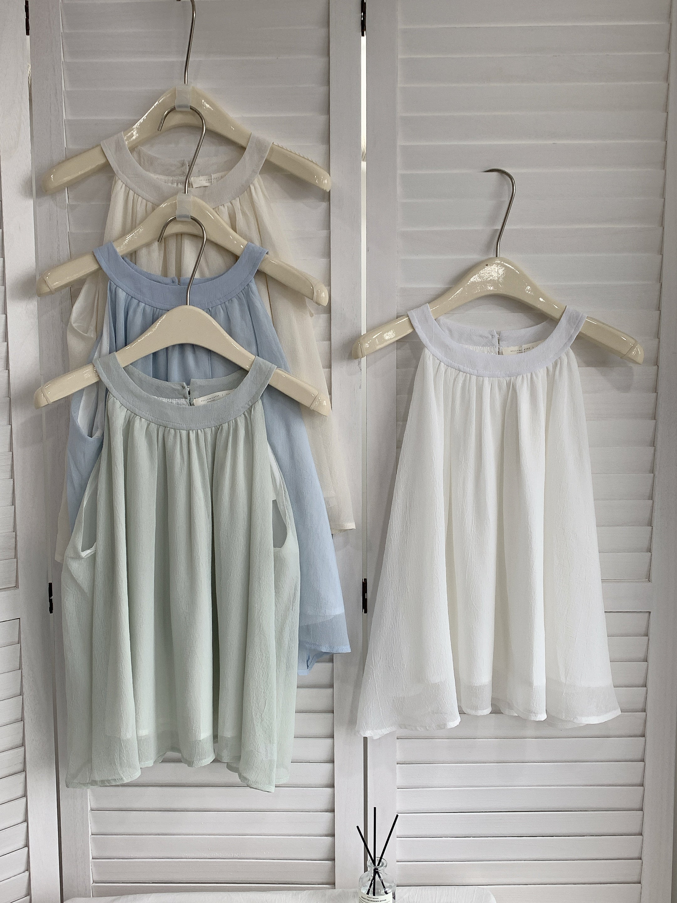 HELLO MILK TEE- 85353 雪紡上衣