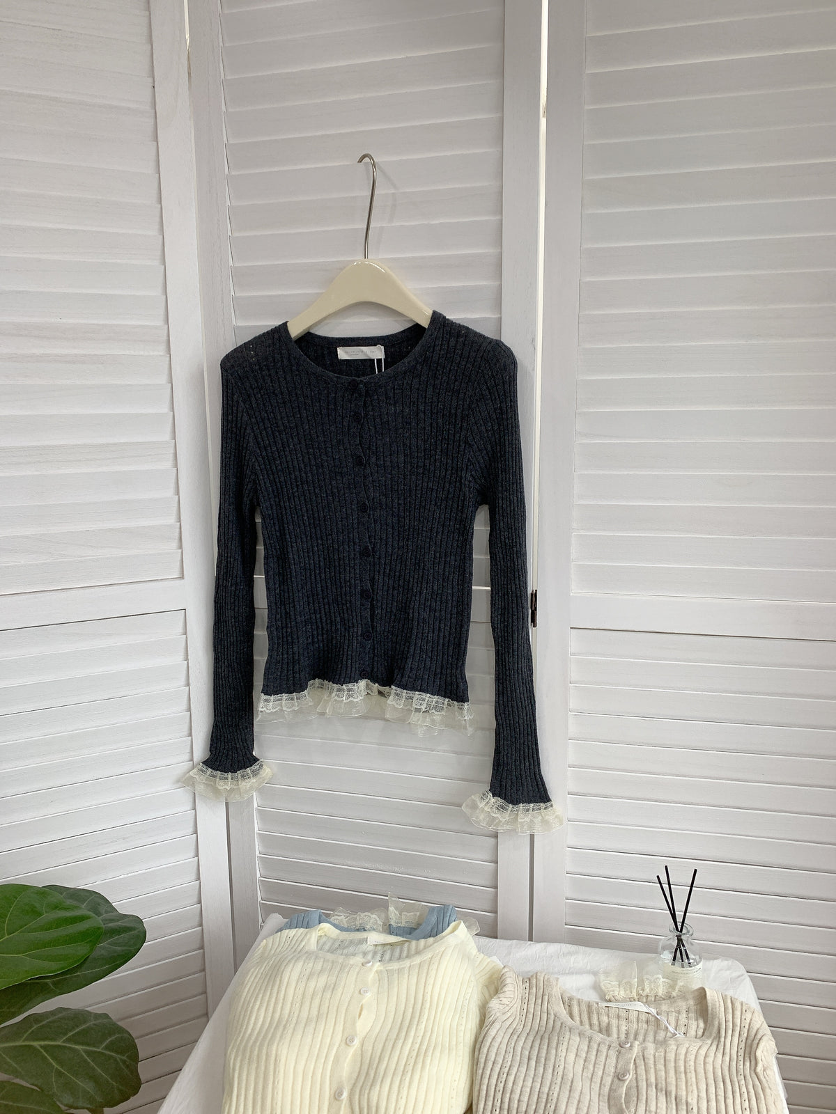 HELLO MILK TEE- 85408 拼接上衣