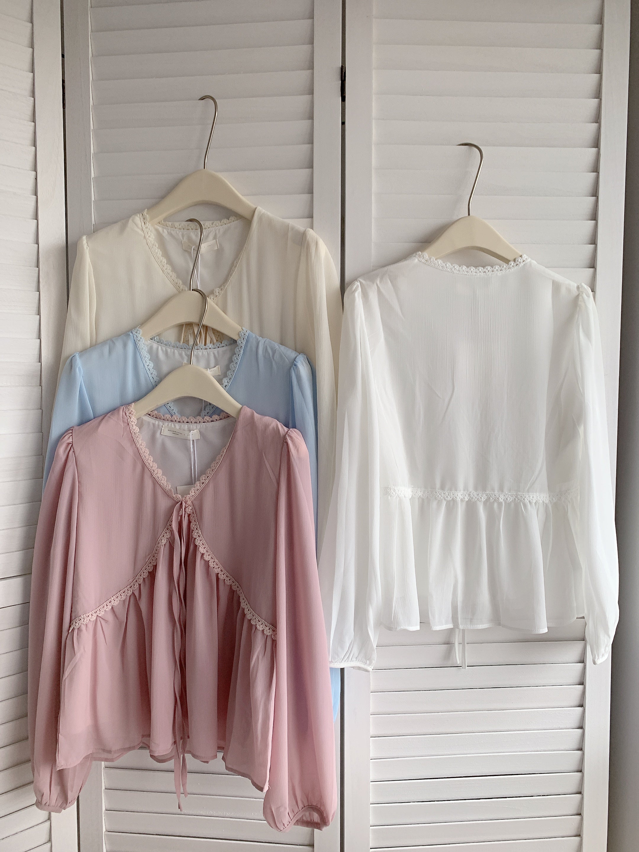 HELLO MILK TEE- 85425 系帶質感衫