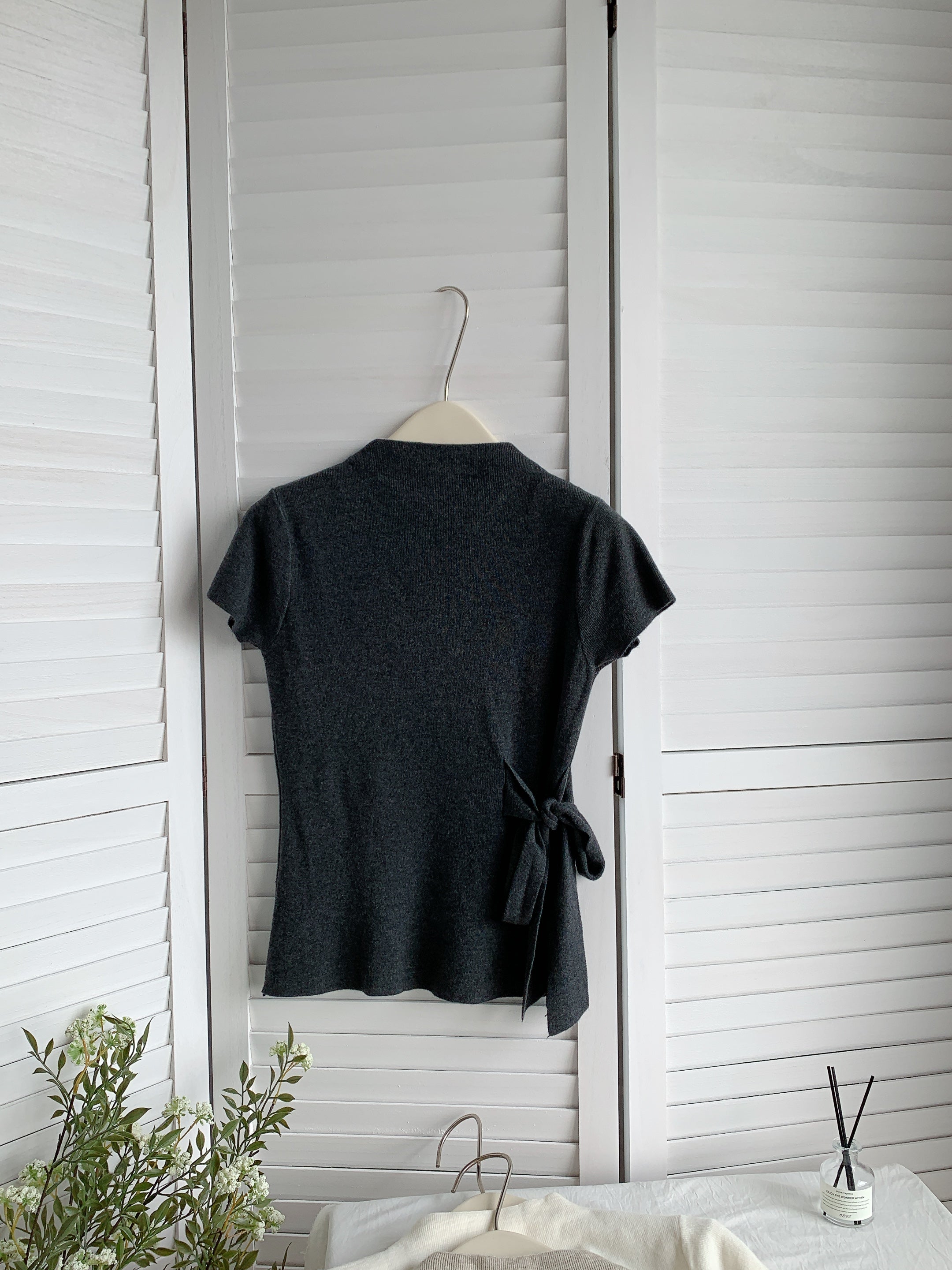 HELLO MILK TEE- 85405 綁帶短袖