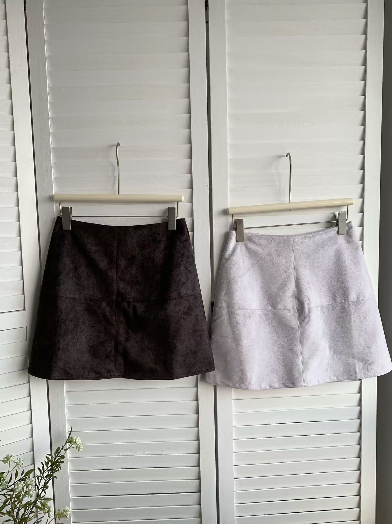 HELLO MILK TEE- 85452 休閒短裙