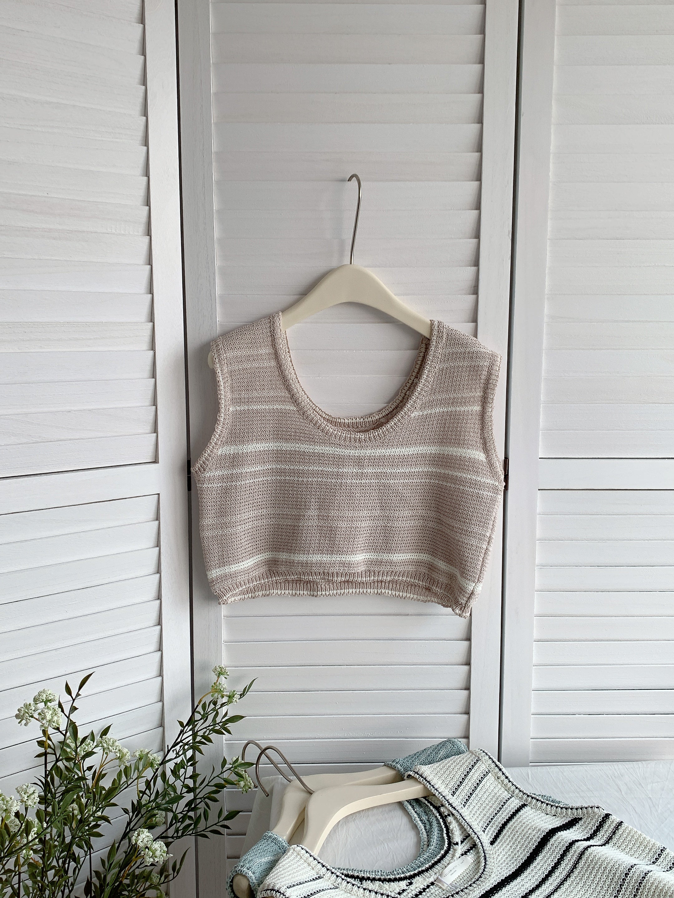 HELLO MILK TEE- 85468 百搭背心衫