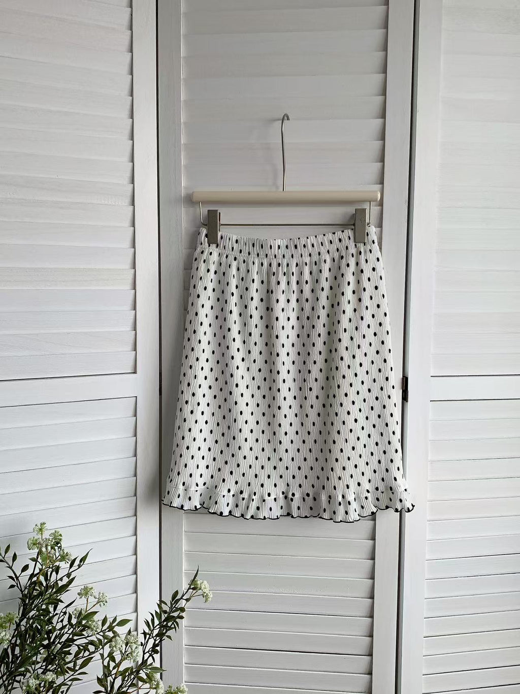 HELLO MILK TEE- 85390 波點半裙