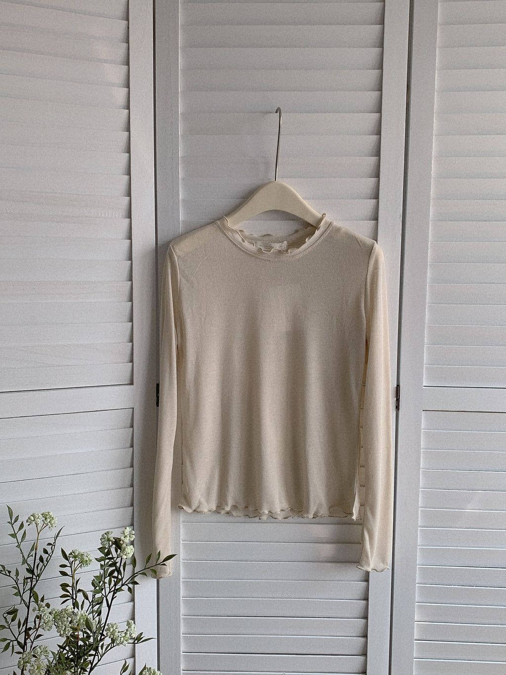 HELLO MILK TEE- 85511 木耳邊上衣