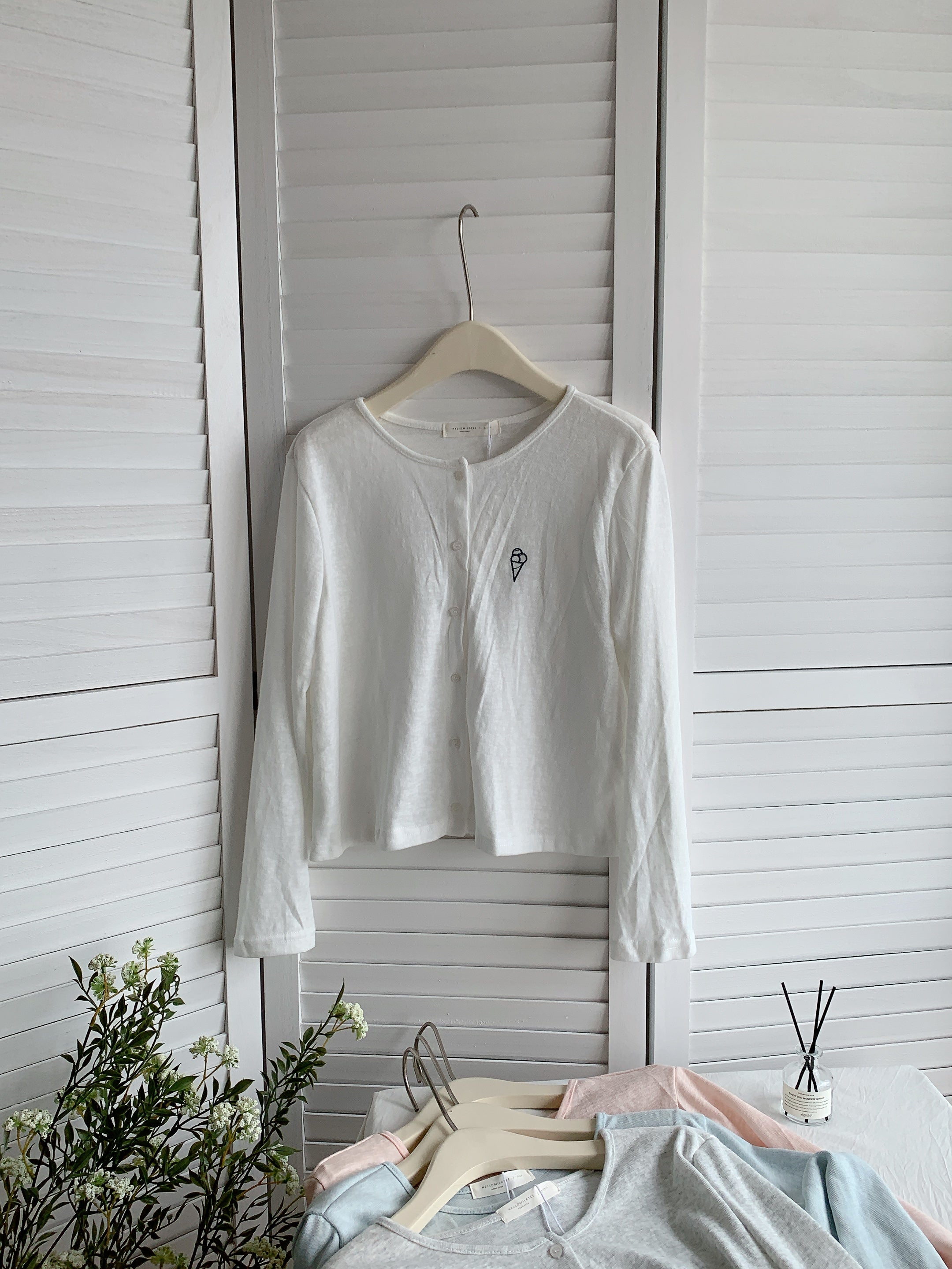 HELLO MILK TEE- 85453 刺繡開衫