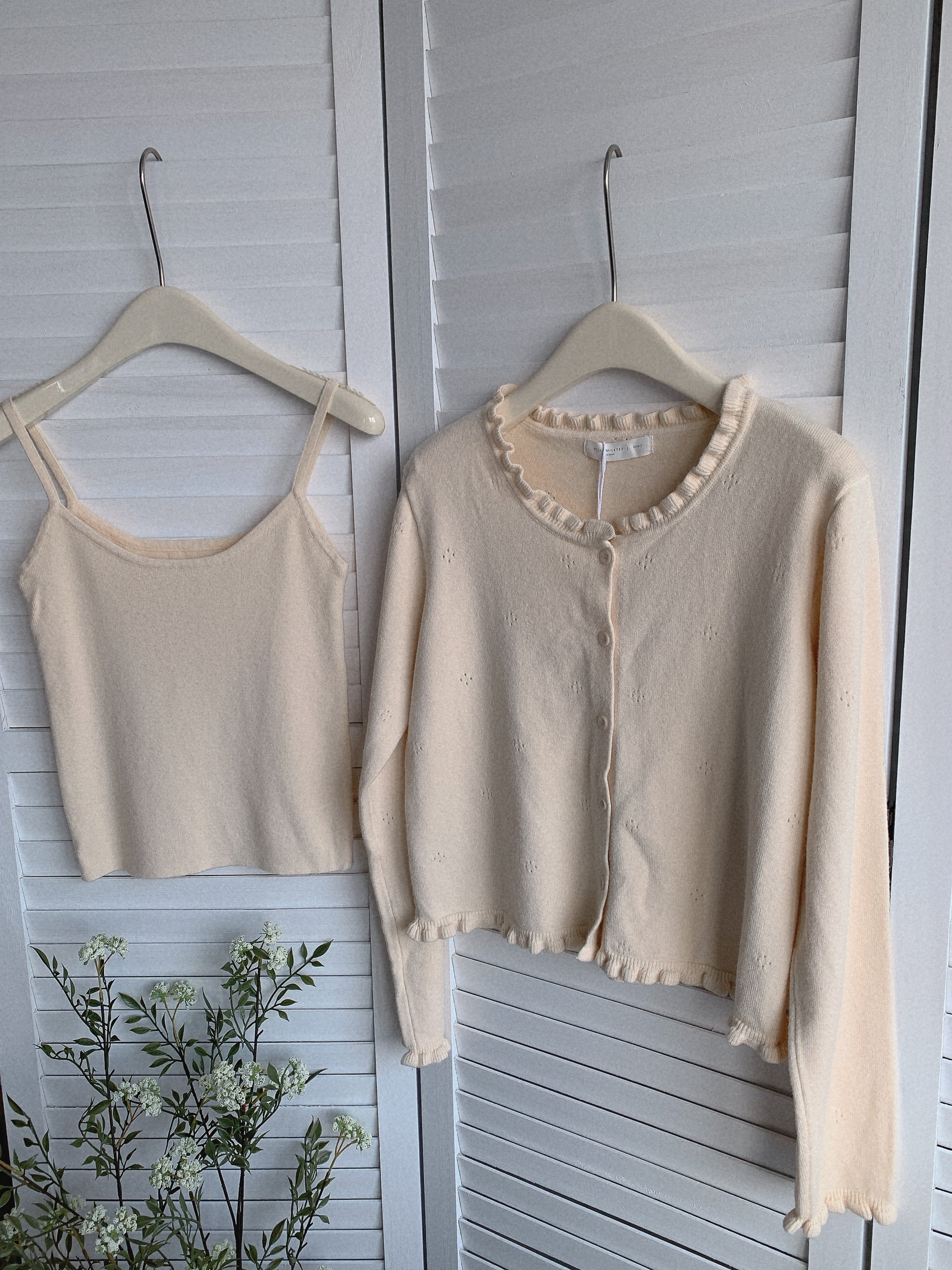 HELLO MILK TEE- 85462  花邊兩件套