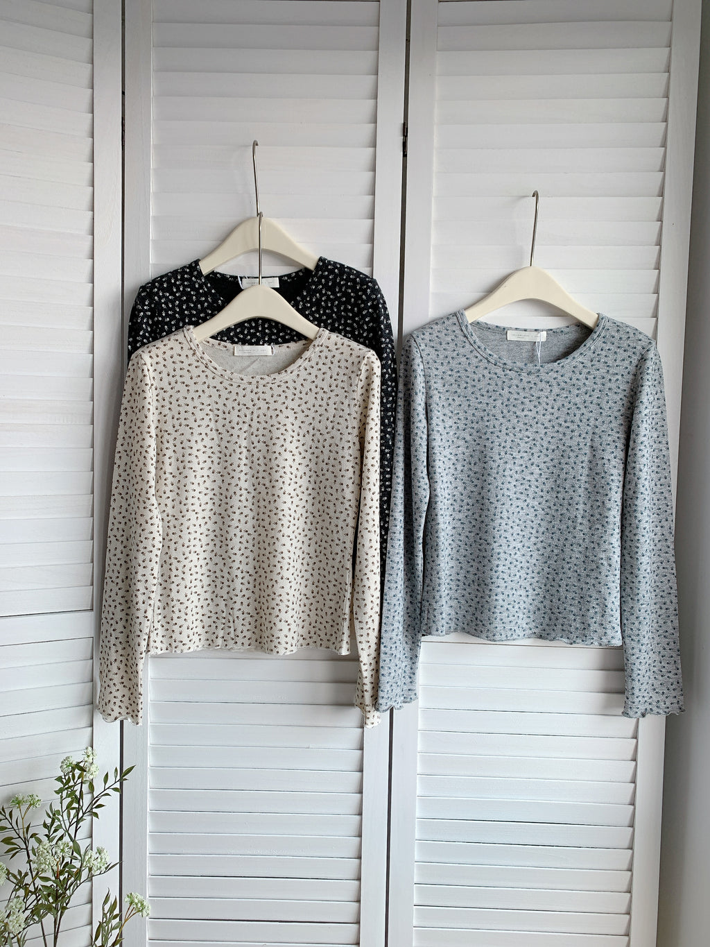 HELLO MILK TEE- 85530 碎花打底衫