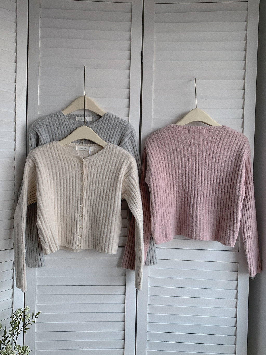 HELLO MILK TEE- 85556 短款開衫