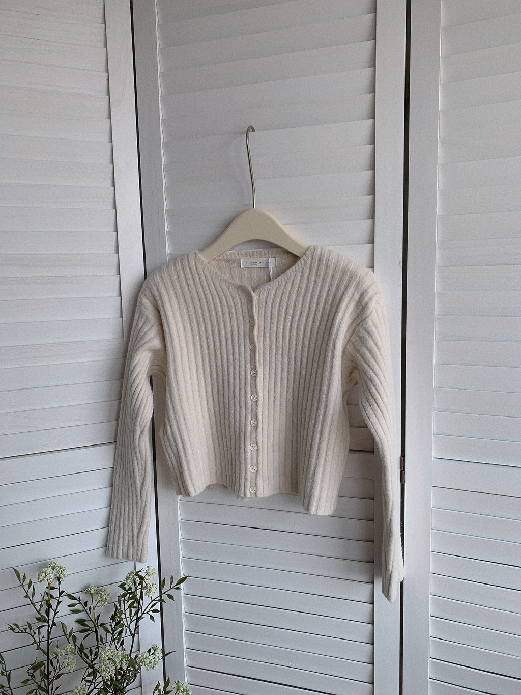 HELLO MILK TEE- 85556 短款開衫