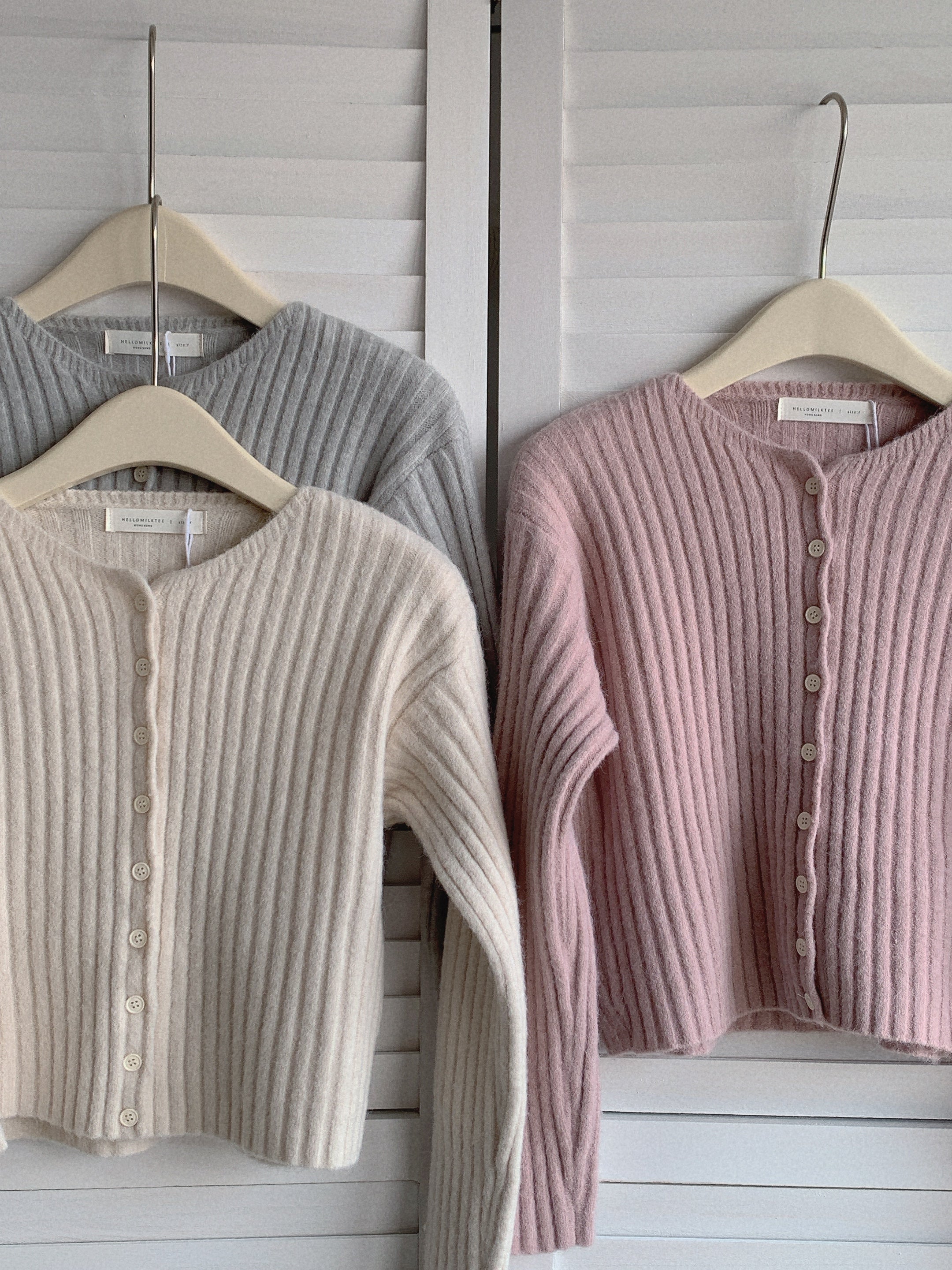 HELLO MILK TEE- 85556 短款開衫