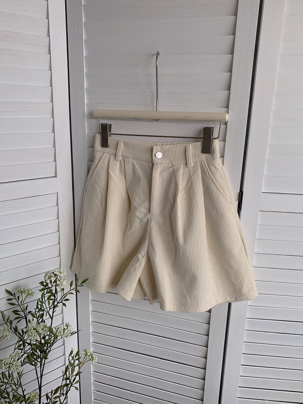 HELLO MILK TEE- 85557  燈芯絨短褲