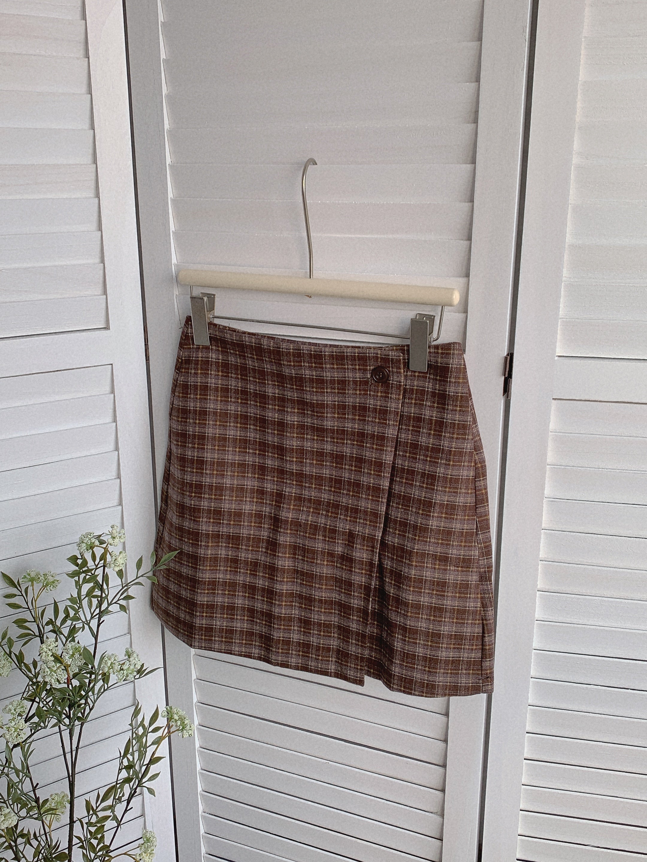 HELLO MILK TEE- 85547 側扣短裙