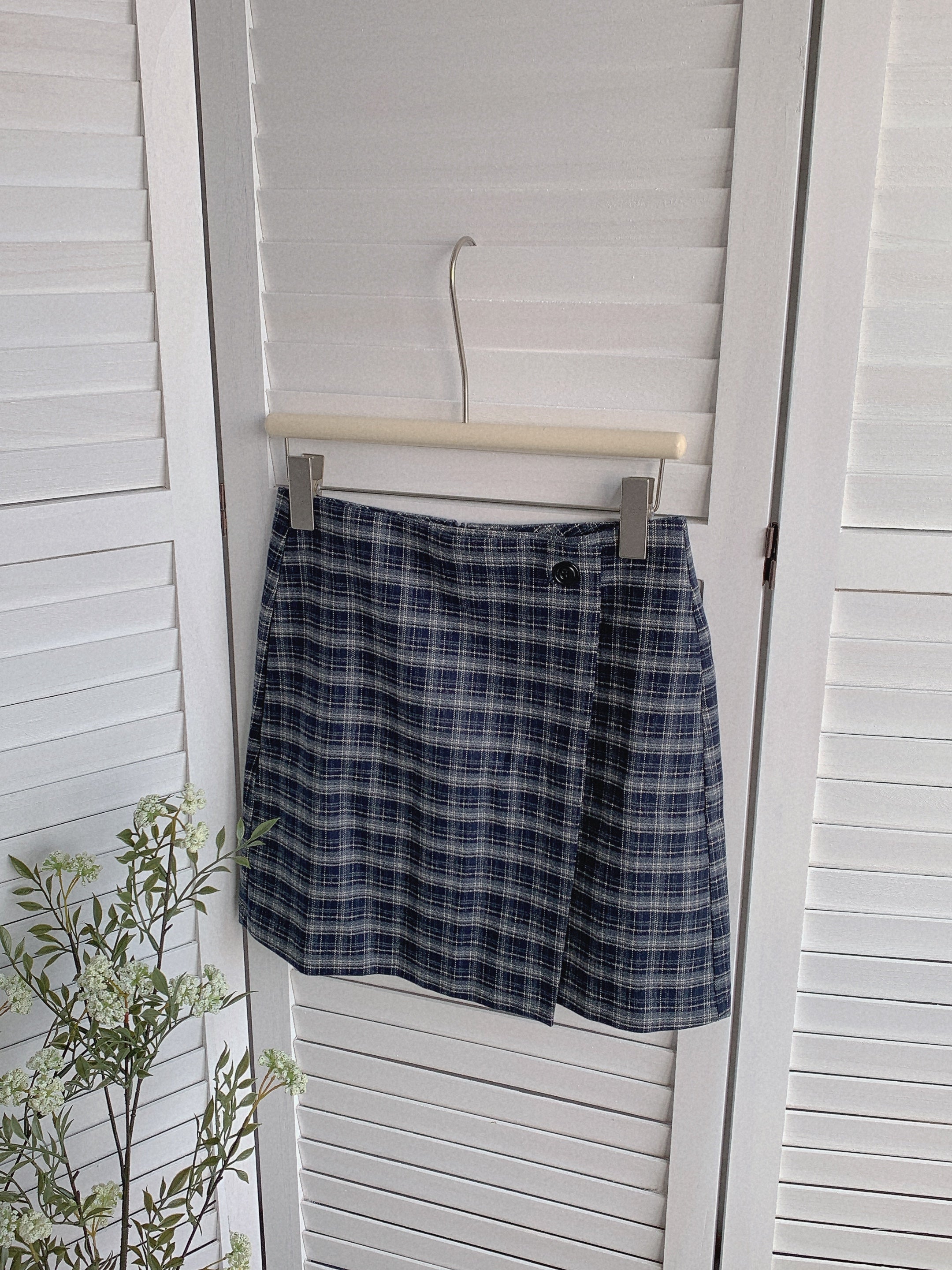 HELLO MILK TEE- 85547 側扣短裙