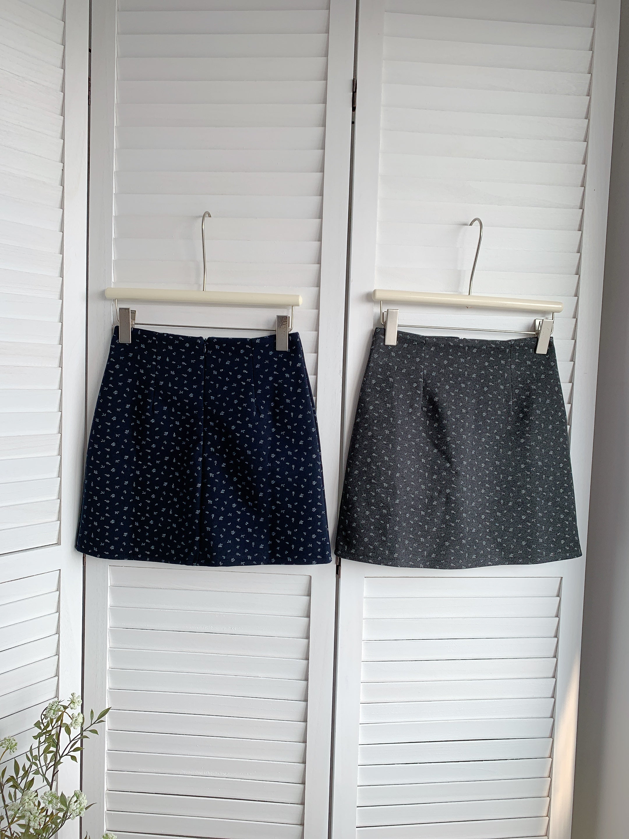 HELLO MILK TEE- 85471 碎花半裙