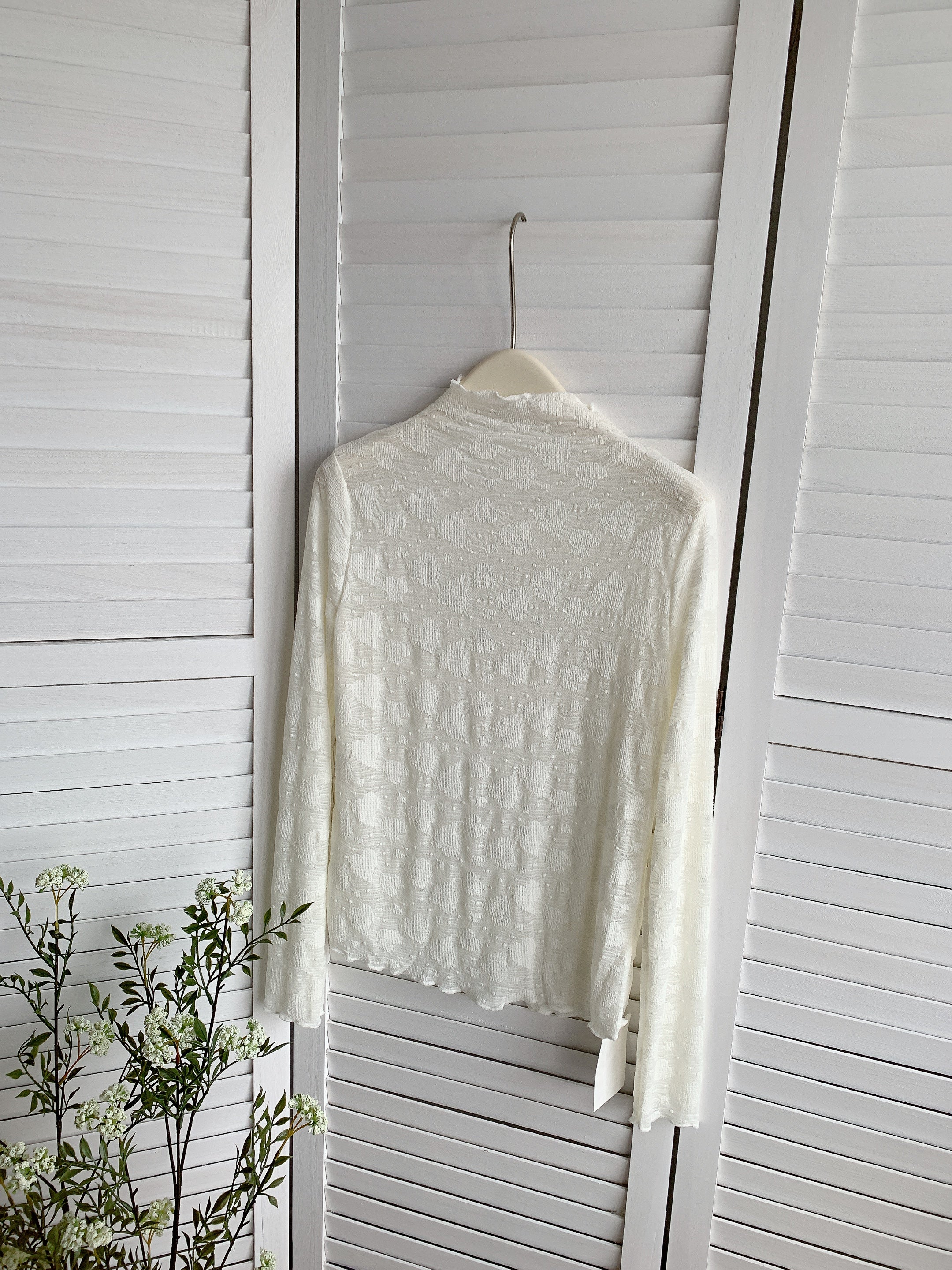 HELLO MILK TEE- 85536 蕾絲愛心衫